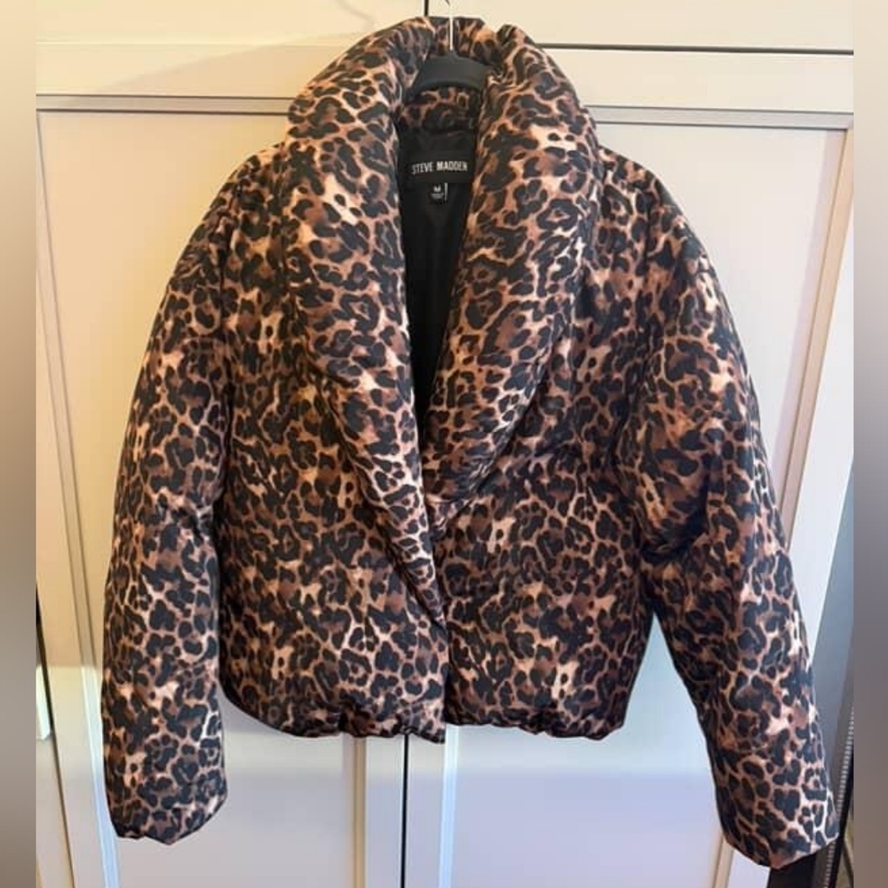 Steve Madden Evy Leopard Puffer Jacket, Animal Print Women's Jacket - Picture 5 of 9